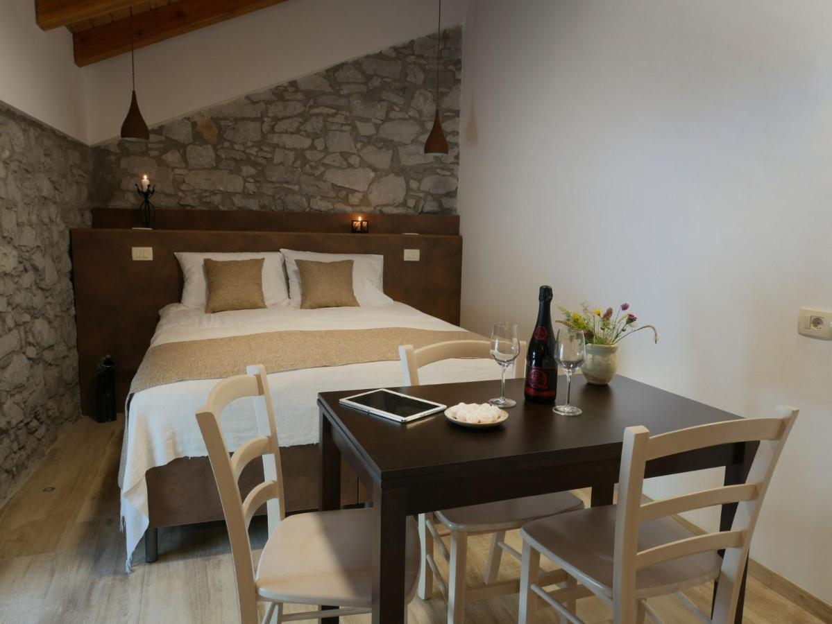 Apartmaji In Sobe Odlicna Hisa Štanjel Dış mekan fotoğraf